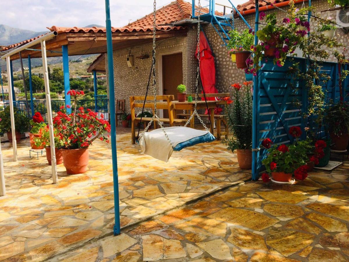 Relaxation Place Hotel Himare Bagian luar foto