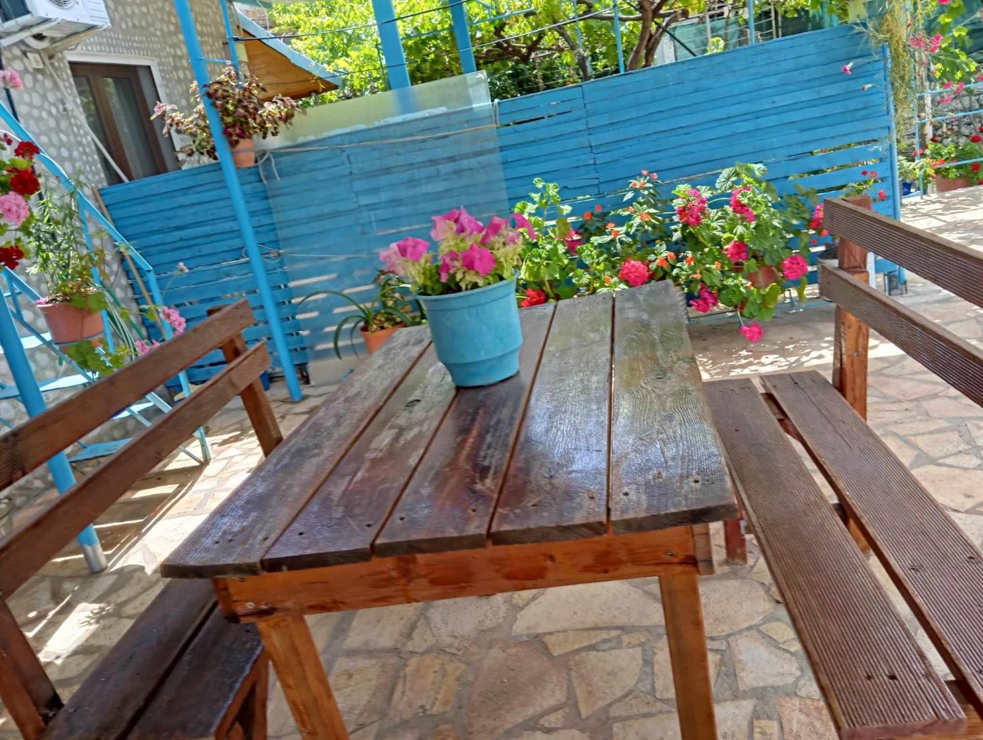 Relaxation Place Hotel Himare Bagian luar foto